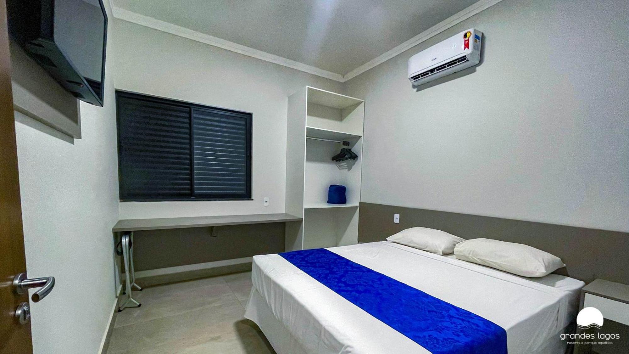 Grandes Lagos Resorts E Parque Aquatico Santa Clara d'Oeste Chambre photo