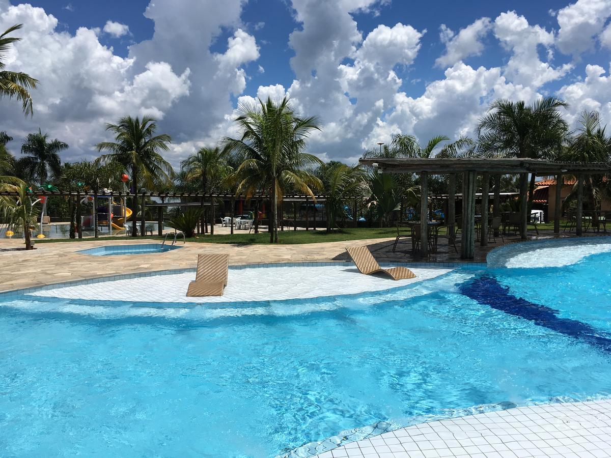Grandes Lagos Resorts E Parque Aquatico Santa Clara d'Oeste Extérieur photo