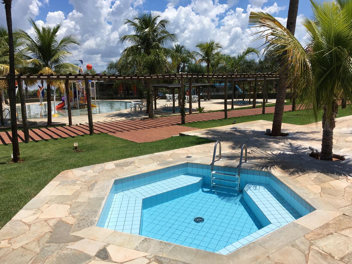 Grandes Lagos Resorts E Parque Aquatico Santa Clara d'Oeste Extérieur photo